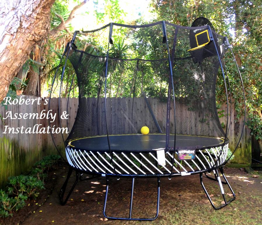R79 SPRINGFREE TRAMPOLINE SANTA MONICA from Roberts Assembly